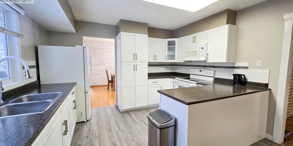 75 DUNN STREET Kitimat Photo 4 75 DUNN STREET Kitimat Photo 4